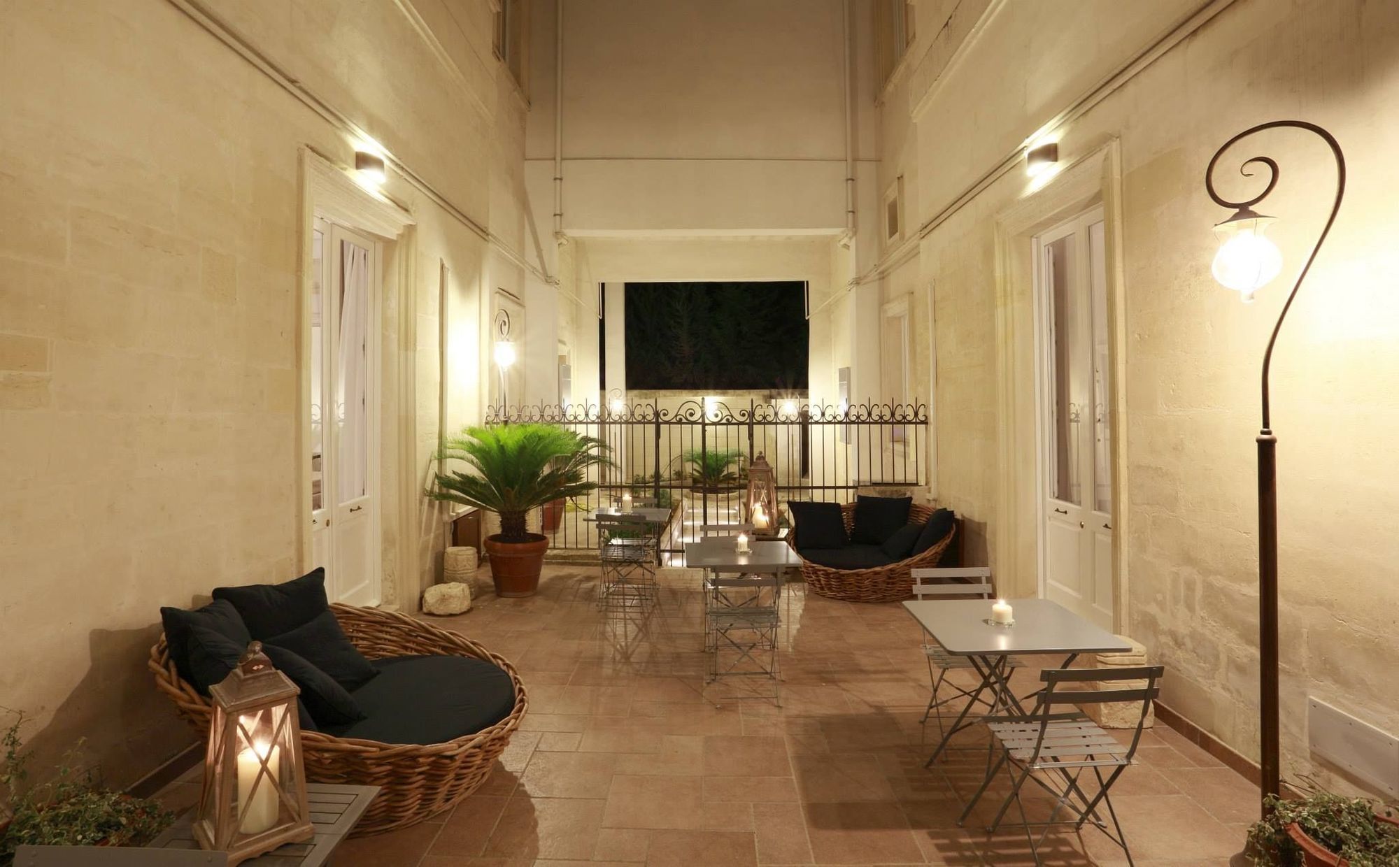 Santa Marta Suites & Apartments Lecce Exterior photo